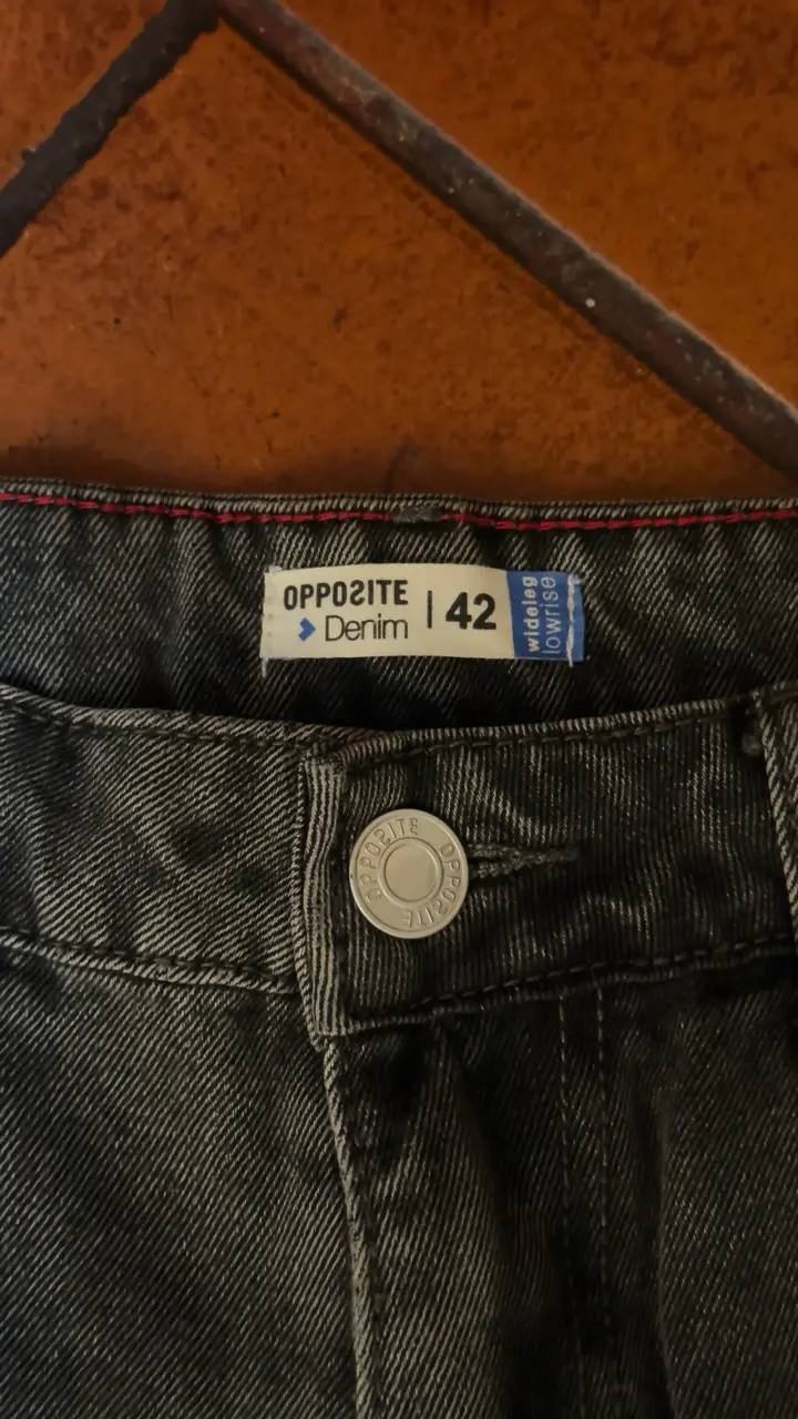 Jeans de mezclilla negros Opposite talla 42 - 3
