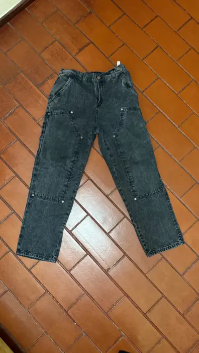 Pantalones cargo de mezclilla gris oscuro - miniatura 1