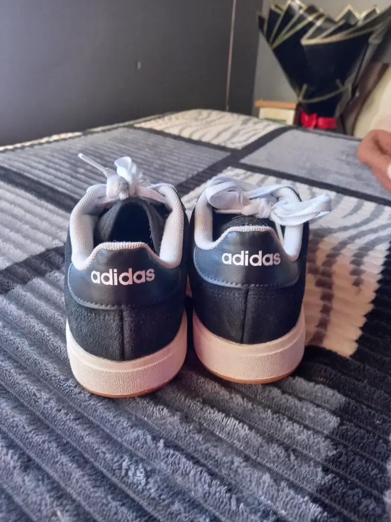Zapatillas adidas - 2