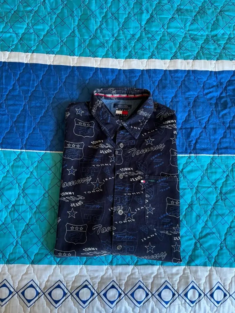 Camisa Tommy Jeans azul con estampado - 5