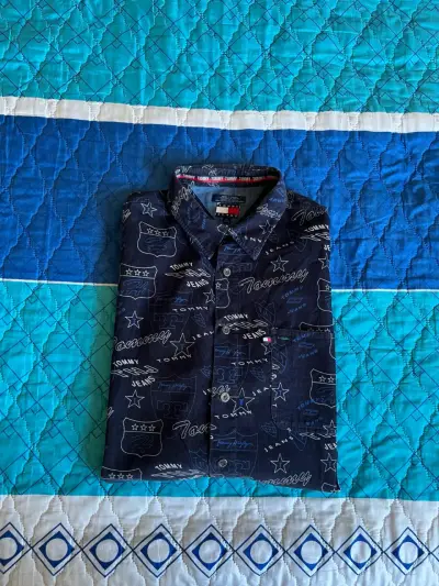 Camisa Tommy Jeans azul con estampado - miniatura 5