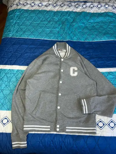 Chaqueta Carhartt varsity gris  Talla L Algodom - miniatura 2