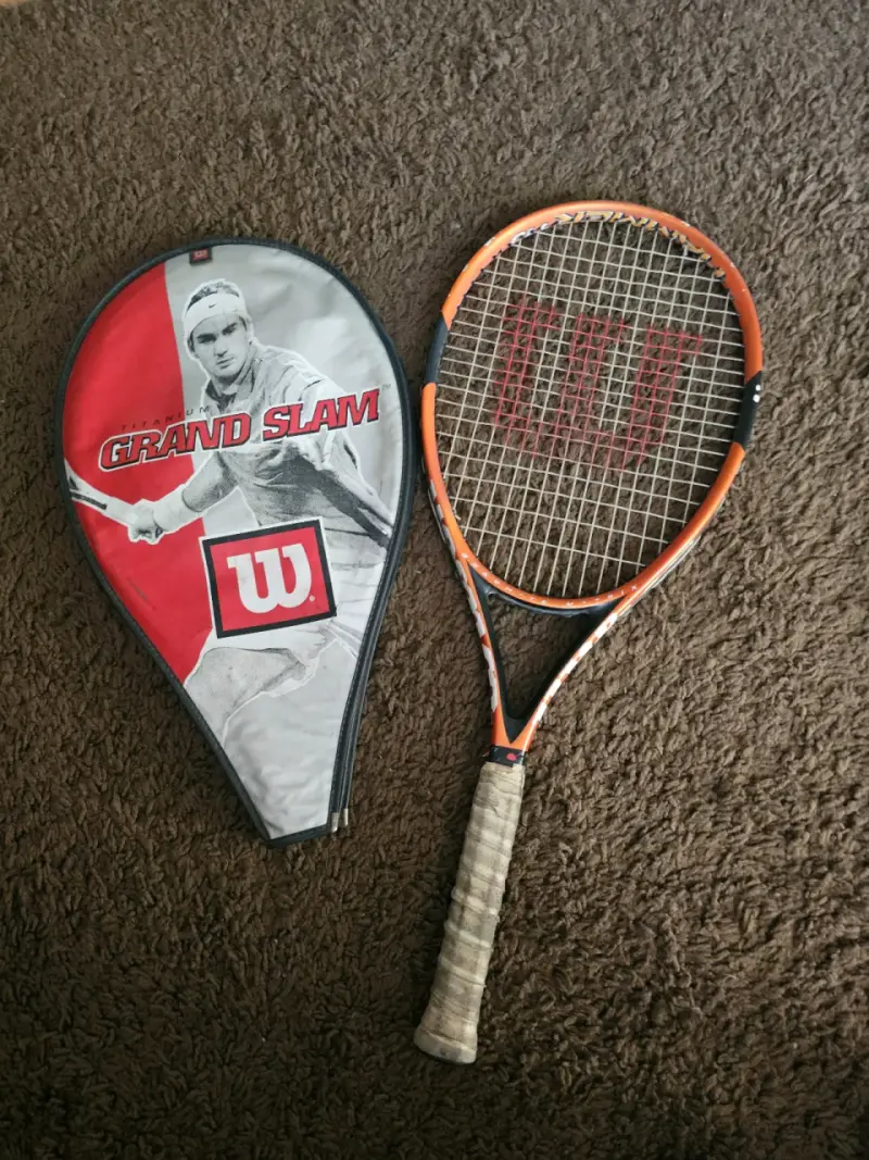 Raqueta de Tenis Wilson Hammer 4.0 con Funda - 1