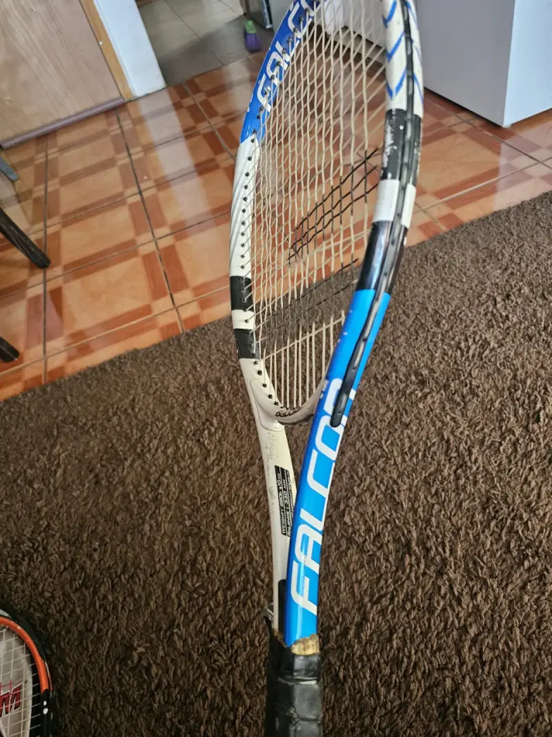 Raqueta de tenis Babolat Falcon azul y blanca - 4