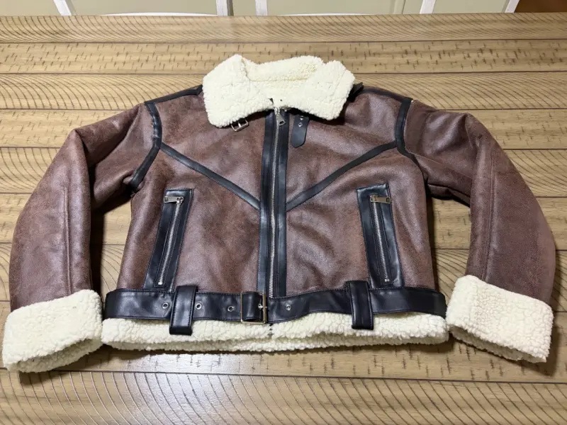 Chaqueta de cuero sintético - 1