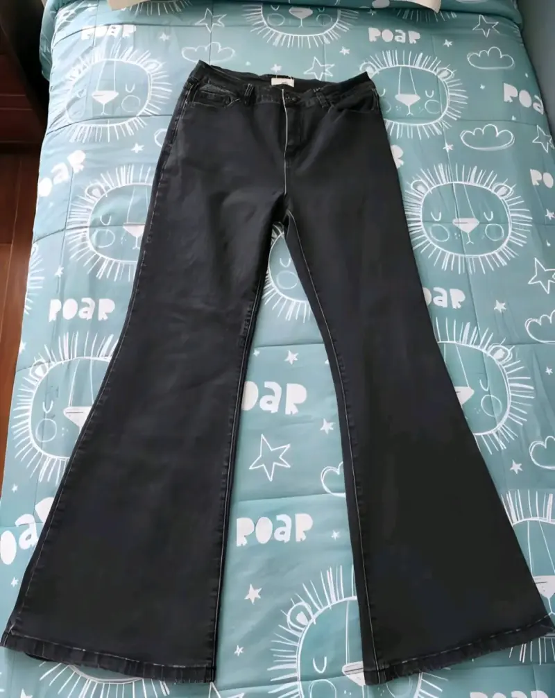 Pantalones de mezclilla acampanados Regatta - 2