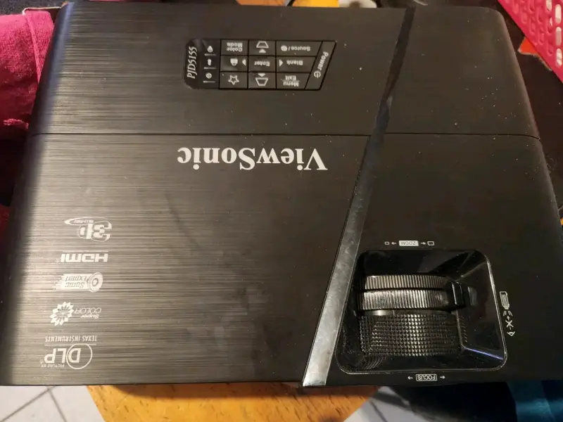 Proyector ViewSonic PJD5132 3000 lúmenes - 3