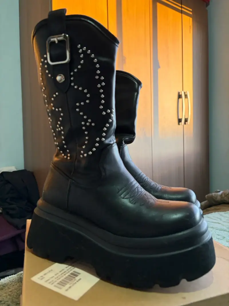 Botas negras para salir - 1