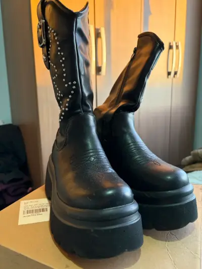 Botas negras para salir - miniatura 2