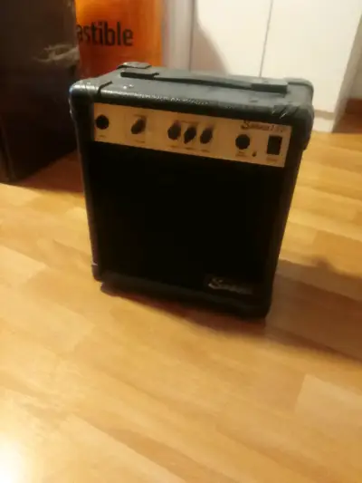 Amplificador de guitarra Santana 15B usado - miniatura 1