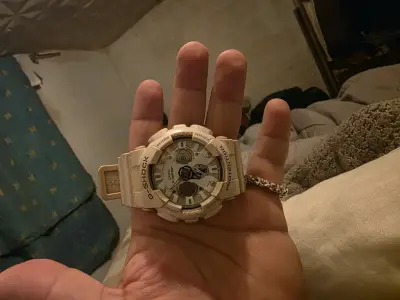 Reloj Casio G-Shock blanco para hombre - miniatura 3