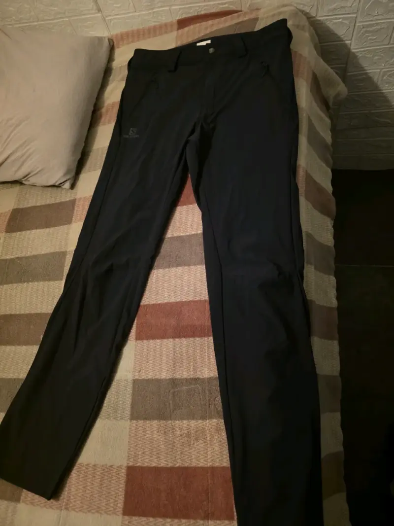 Pantalones deportivos Salomon negros para hombre - 3