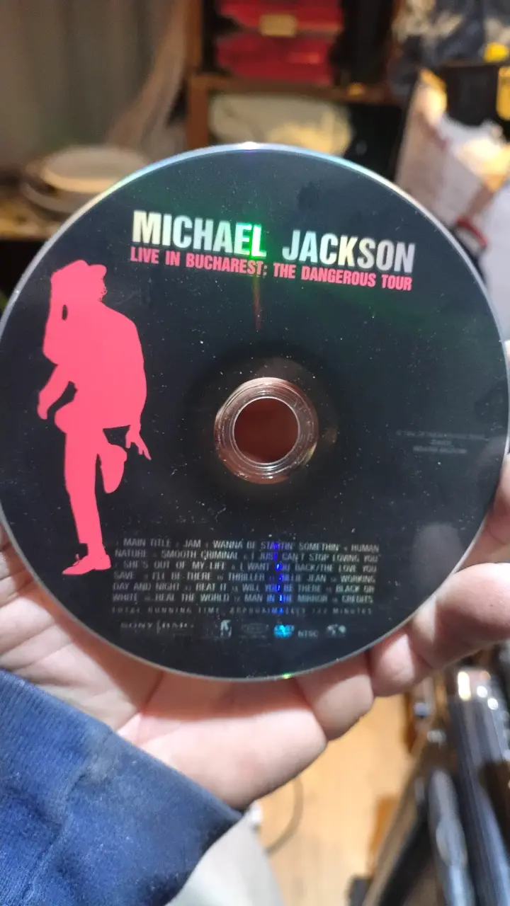 DVD Michael Jackson Live in Bucharest: The Dangerous Tour - 4