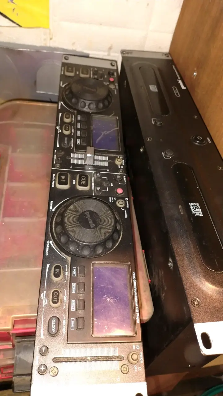 Reproductor de CD Profesional Gemini CDM-3600 - 3