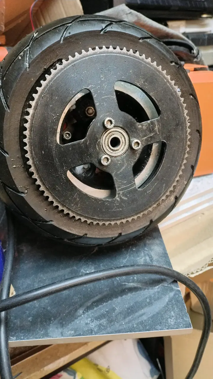 Rueda para scooter eléctrico con disco de freno - 1