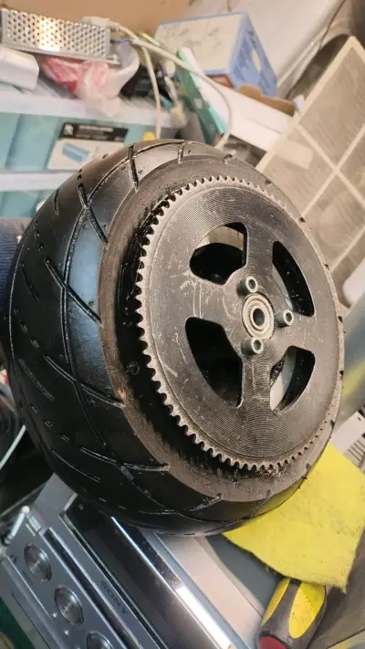 Rueda para scooter eléctrico con disco de freno - miniatura 5