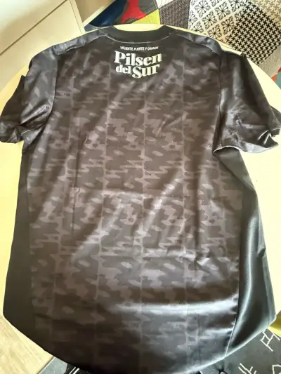 Camiseta Adidas Colo-Colo Negra Talla L - miniatura 2