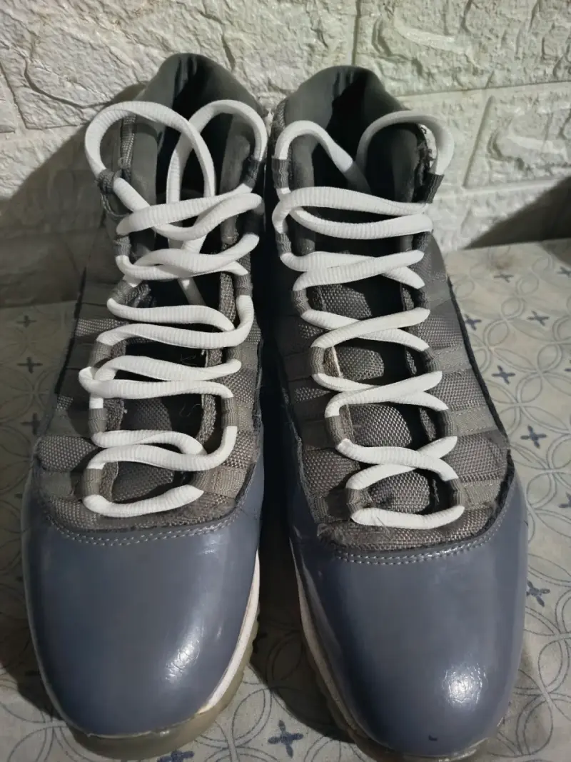 Jordan 11 grises - 3