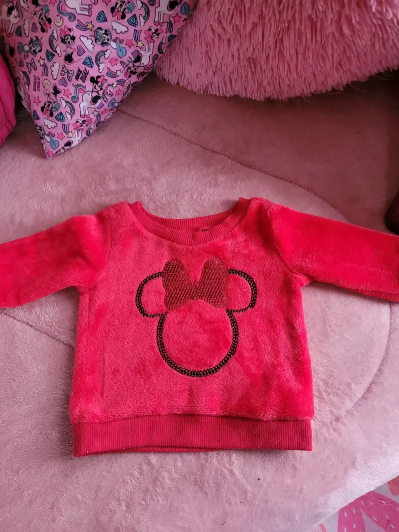 Conjunto de ropa para bebé en tonos rosados - 4