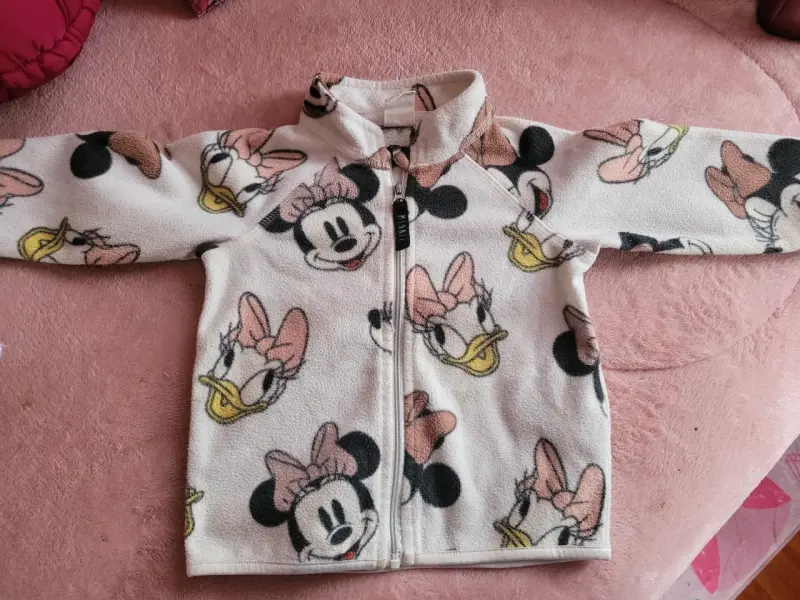 Conjunto de ropa para bebé en tonos rosados - 6