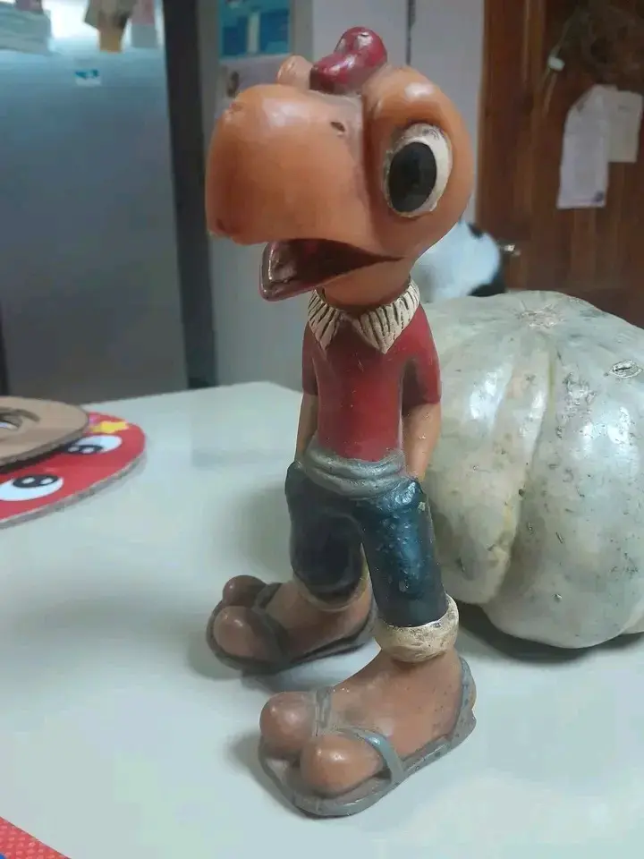 Figura antigua de condorito - 1