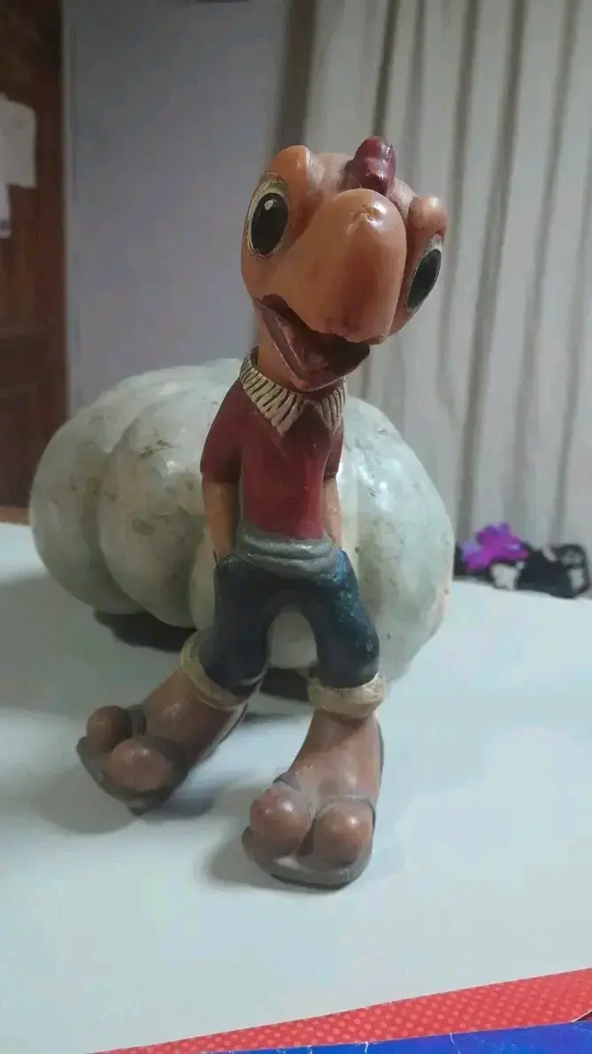 Figura antigua de condorito - 3