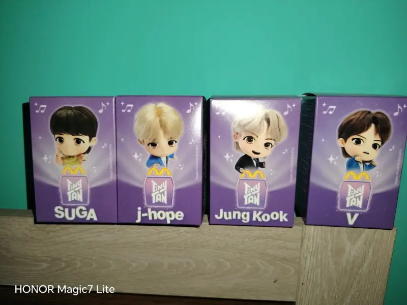 Set de Figuras TinyTAN BTS McDonald's