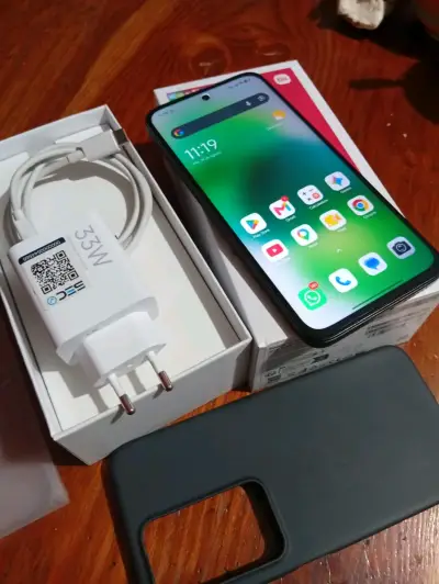 Smartphone Xiaomi Redmi 15 5G con cargador 33W - miniatura 1