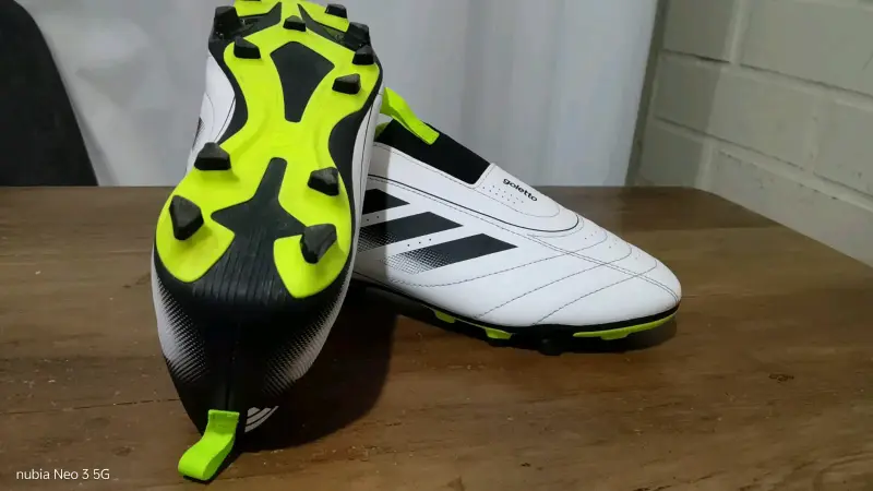 Zapatos de fútbol Adidas Golettos blancos y negros - 2