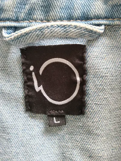 Chaqueta de mezclilla azul claro para mujer - miniatura 2