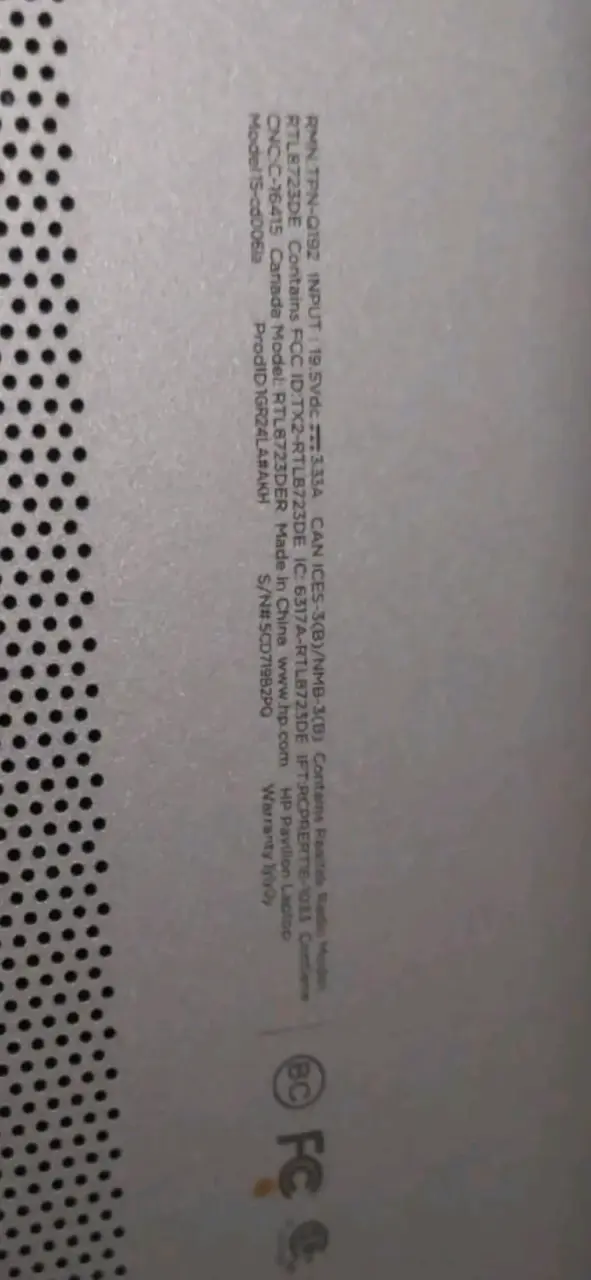 Laptop HP azul con cargador incluido - 3
