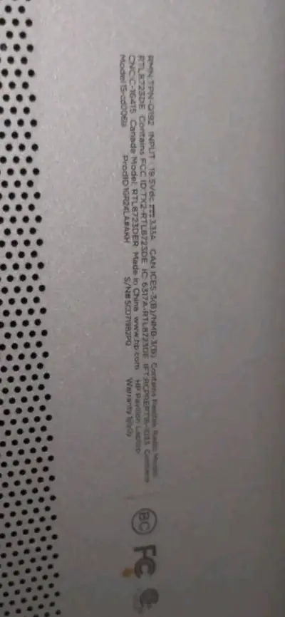 Laptop HP azul con cargador incluido - miniatura 3