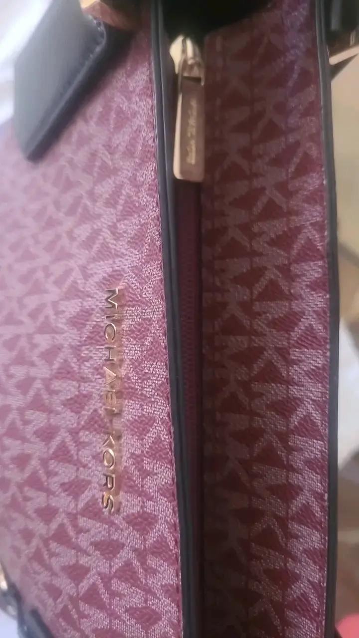 Bolso tote Michael Kors burdeos elegante - 2