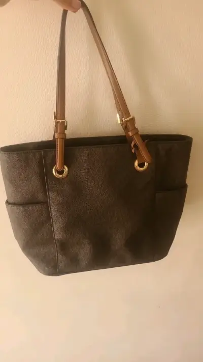 Mk Bolso tote marrón con asas ajustables - miniatura 1
