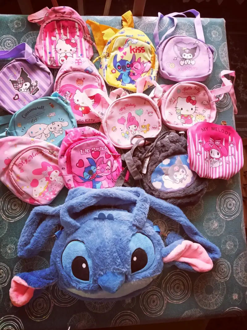 Set de mochilas infantiles con personajes animados