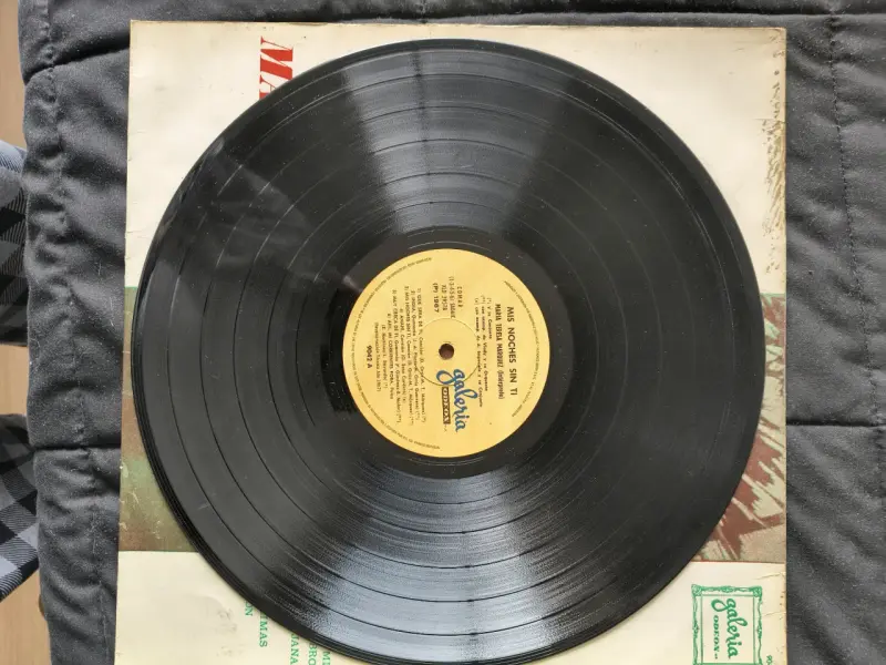 Vinilo 'Mis Noches Sin Ti' de María Teresa Márquez - 3