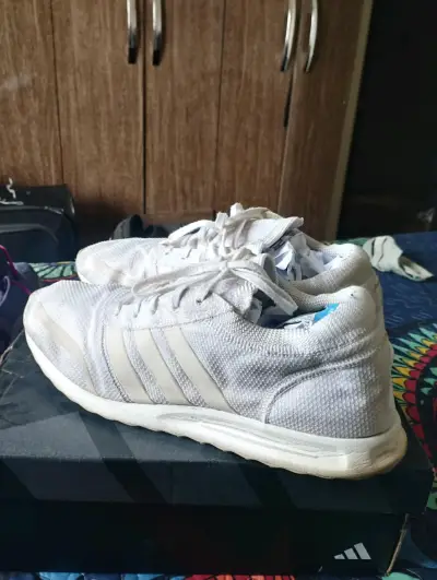 Zapatillas deportivas blancas Adidas para hombre - miniatura 3