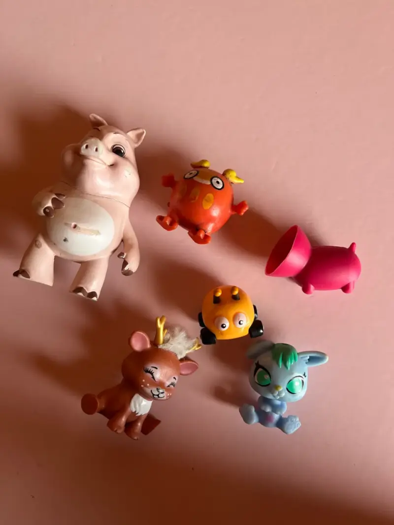 Set de figuras de animales de juguete