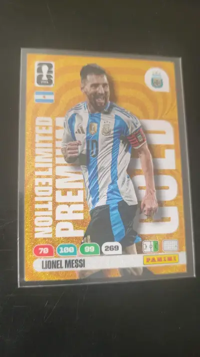 Tarjeta coleccionable Lionel Messi Panini Gold - miniatura 1