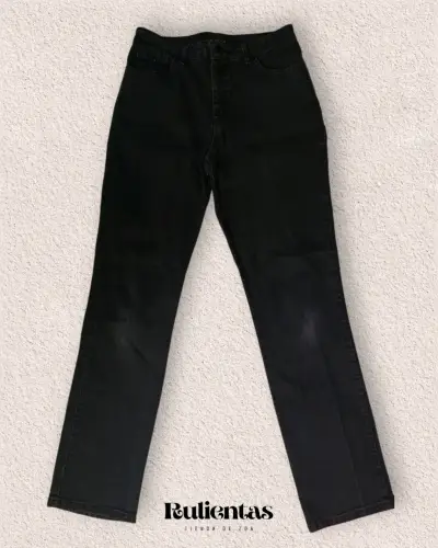 Conjunto de top y jeans negros para mujer - miniatura 4