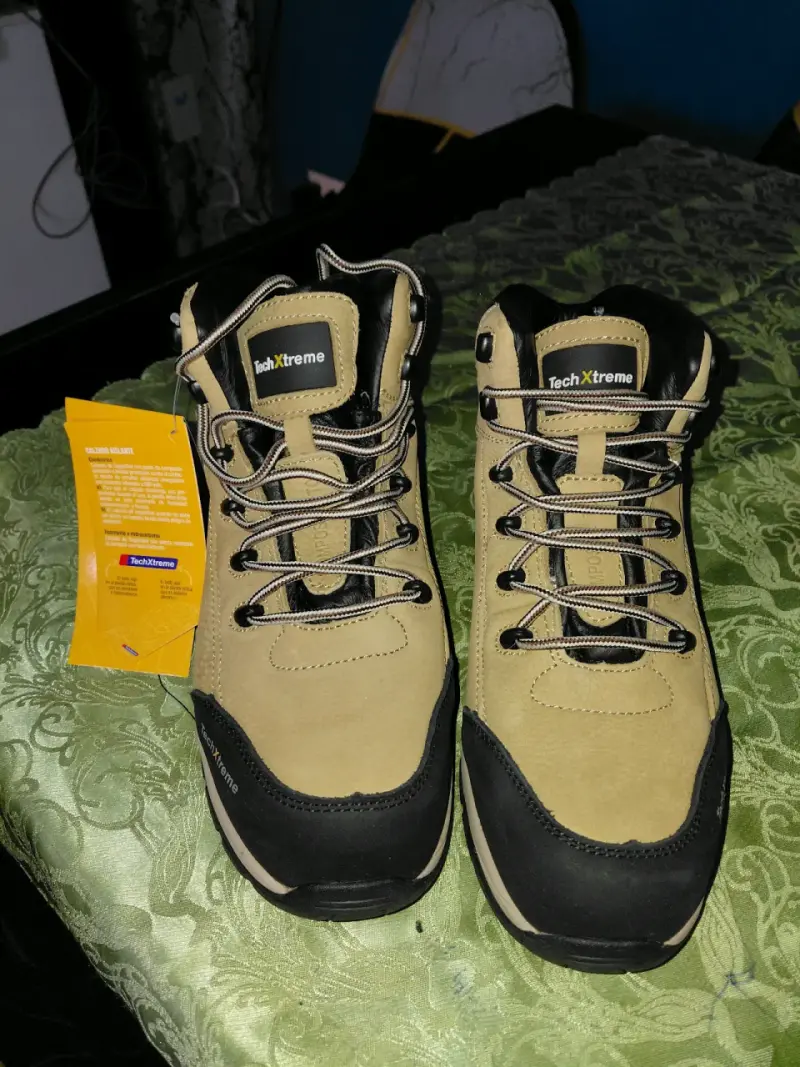 Botas de seguridad Tech Xtreme con punta compuesta - 2