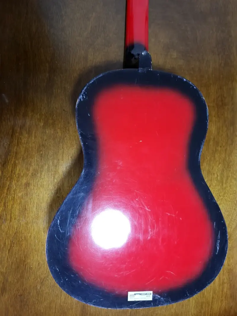 Guitarra acústica clásica roja con diseño floral - 5