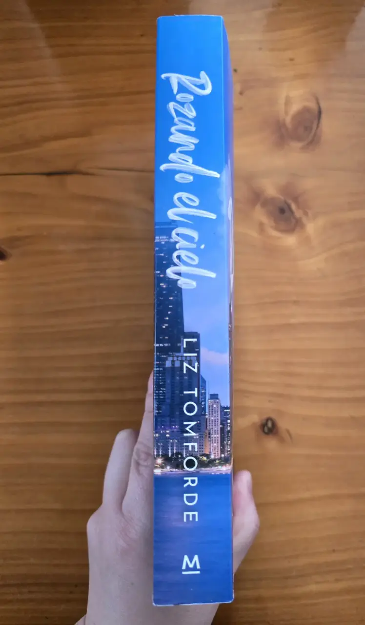 Libro 'Rozando el Cielo' de Liz Tomforde - 5