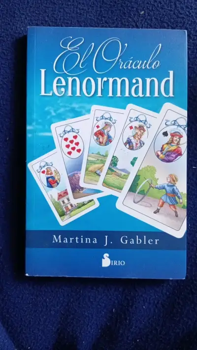 Libro El Oráculo Lenormand de Martina J. Gabler - miniatura 1