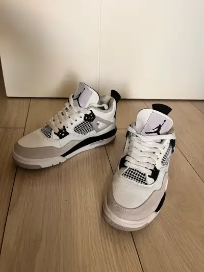 Zapatillas Air Jordan 4 Retro "Military Black" - miniatura 1