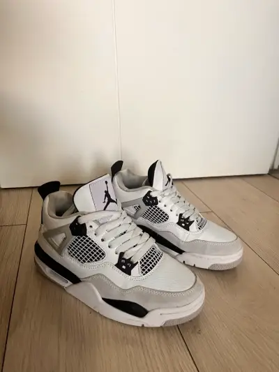 Zapatillas Air Jordan 4 Retro "Military Black" - miniatura 2