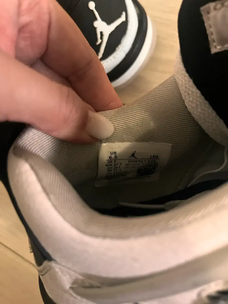 Zapatillas Air Jordan 4 Retro "Military Black" - 4