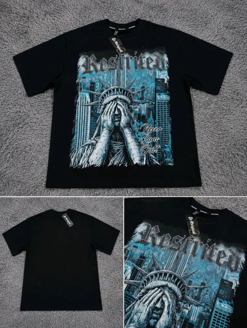 Polera negra con diseño de Estatua de la Libertad