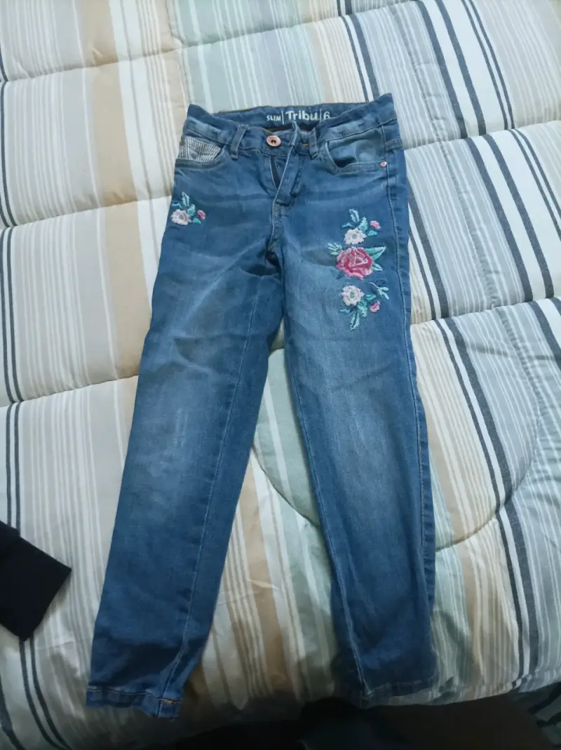 Chaqueta y pantalones de mezclill bordados - 4