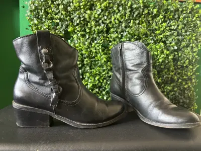Botines de cuero negro con hebillas - miniatura 1